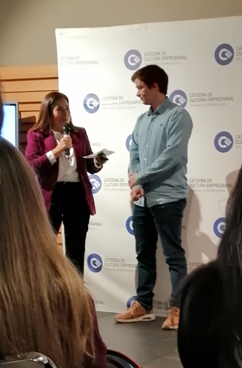 FuckUp Nights — Cátedra de Cultura Empresarial UV